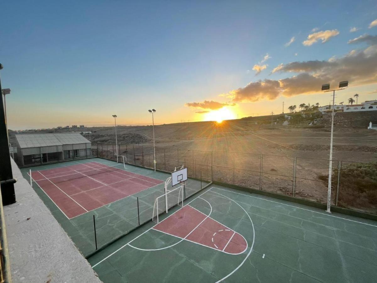 Pool Apartment Maspalomas By Wave Properties San Bartolomé Luaran gambar